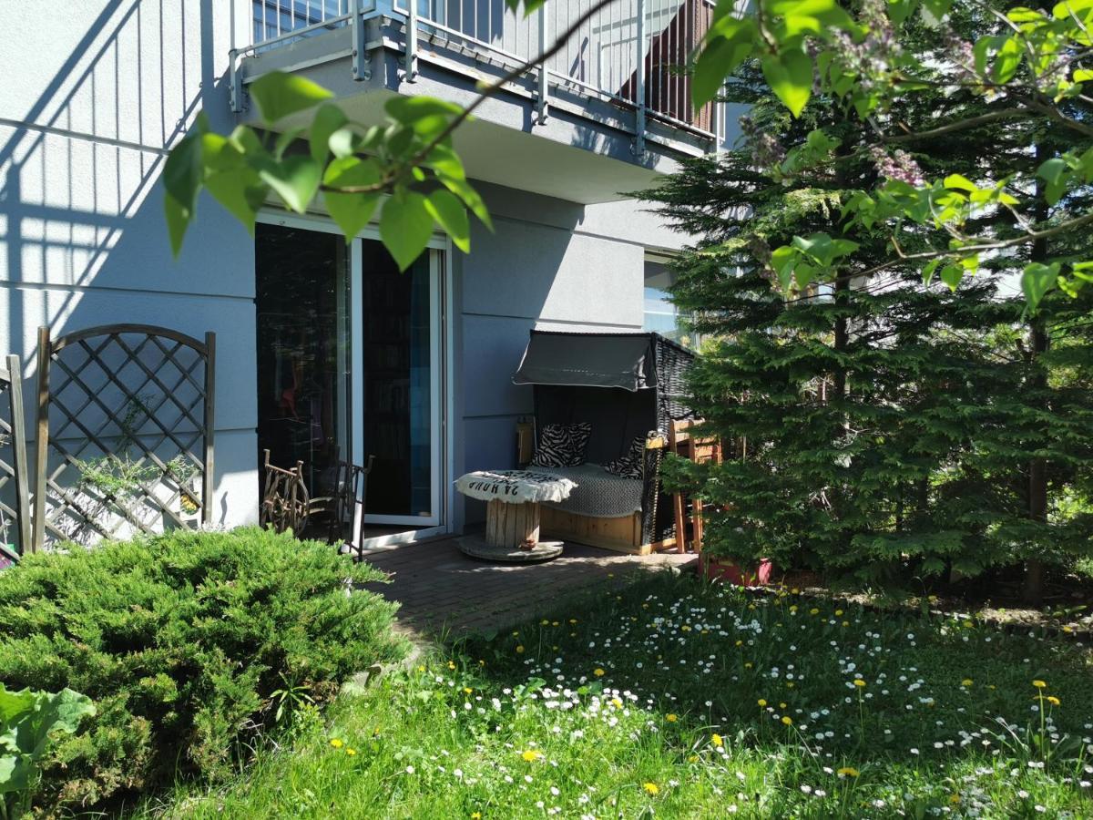 Przytulna Kawalerka Z Ogrodem Apartment Gdańsk Exterior foto