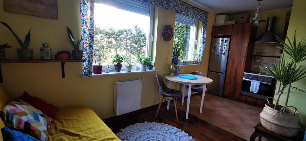 Przytulna Kawalerka Z Ogrodem Apartment Gdańsk Exterior foto